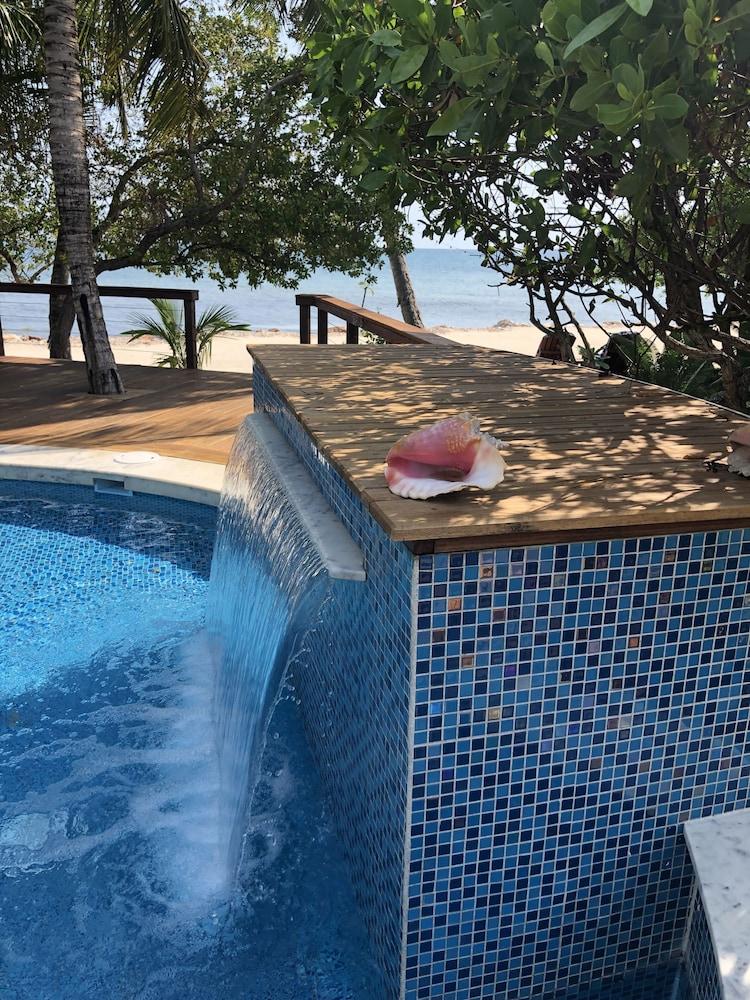 Hatchet Caye Island Resort (Adults Only) Placencia エクステリア 写真
