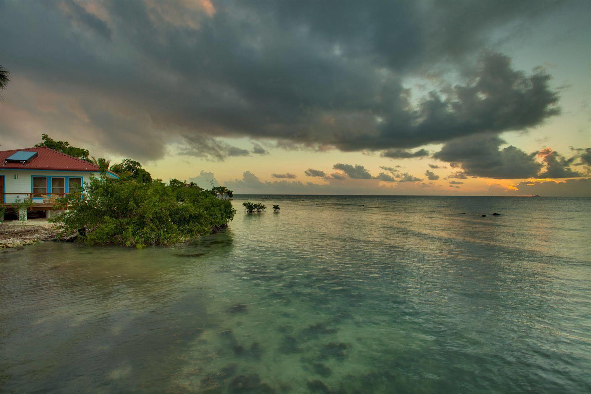 Hatchet Caye Island Resort (Adults Only) Placencia エクステリア 写真