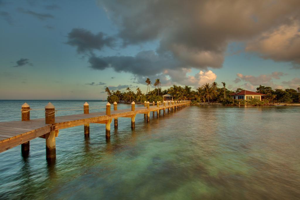 Hatchet Caye Island Resort (Adults Only) Placencia エクステリア 写真
